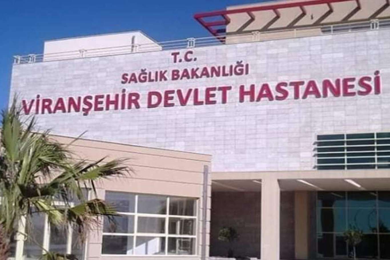 Şanlıurfa'da kaza: 1 ölü 2 yaralı Şanlıurfa'da kaza: 1 ölü 2 yaralı